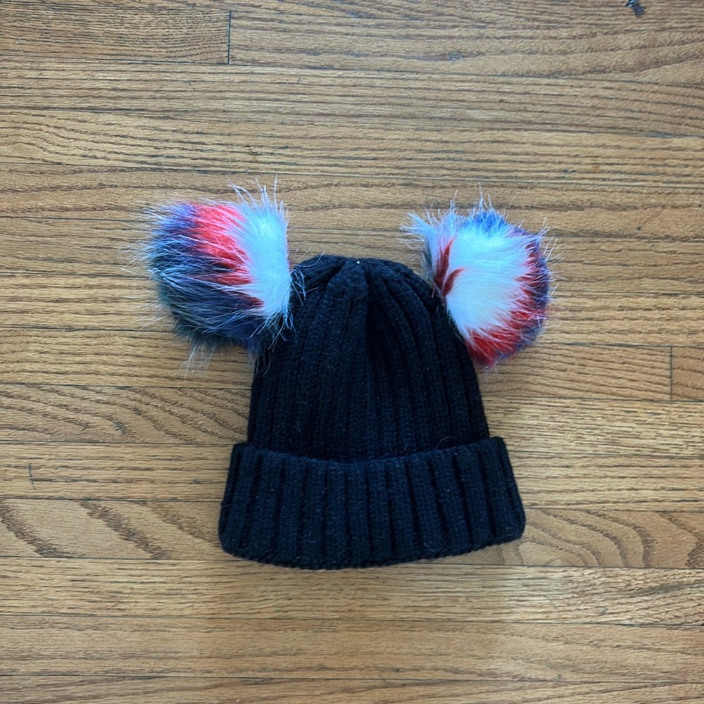 Missguided Pom Pom beanie